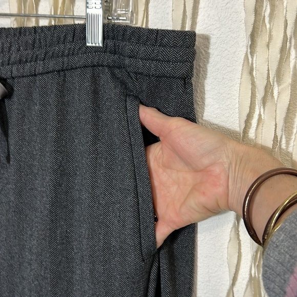 Eileen Fisher Gray Black Houndstooth Pull On Pants Size M - Picture 3 of 7